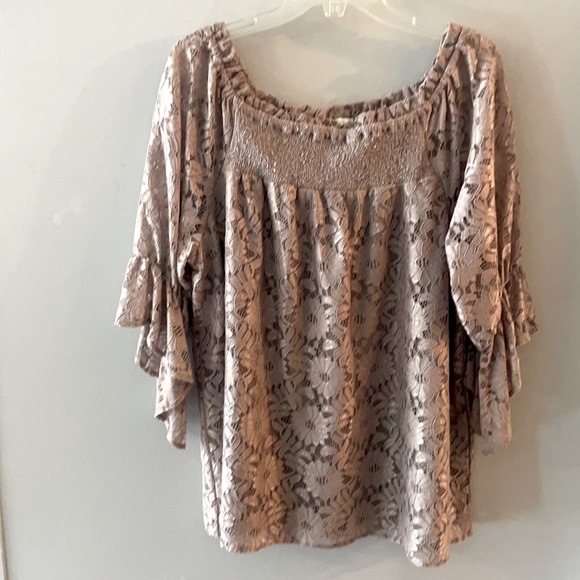 Lace blouse, taupe color, size XL - Picture 1 of 3